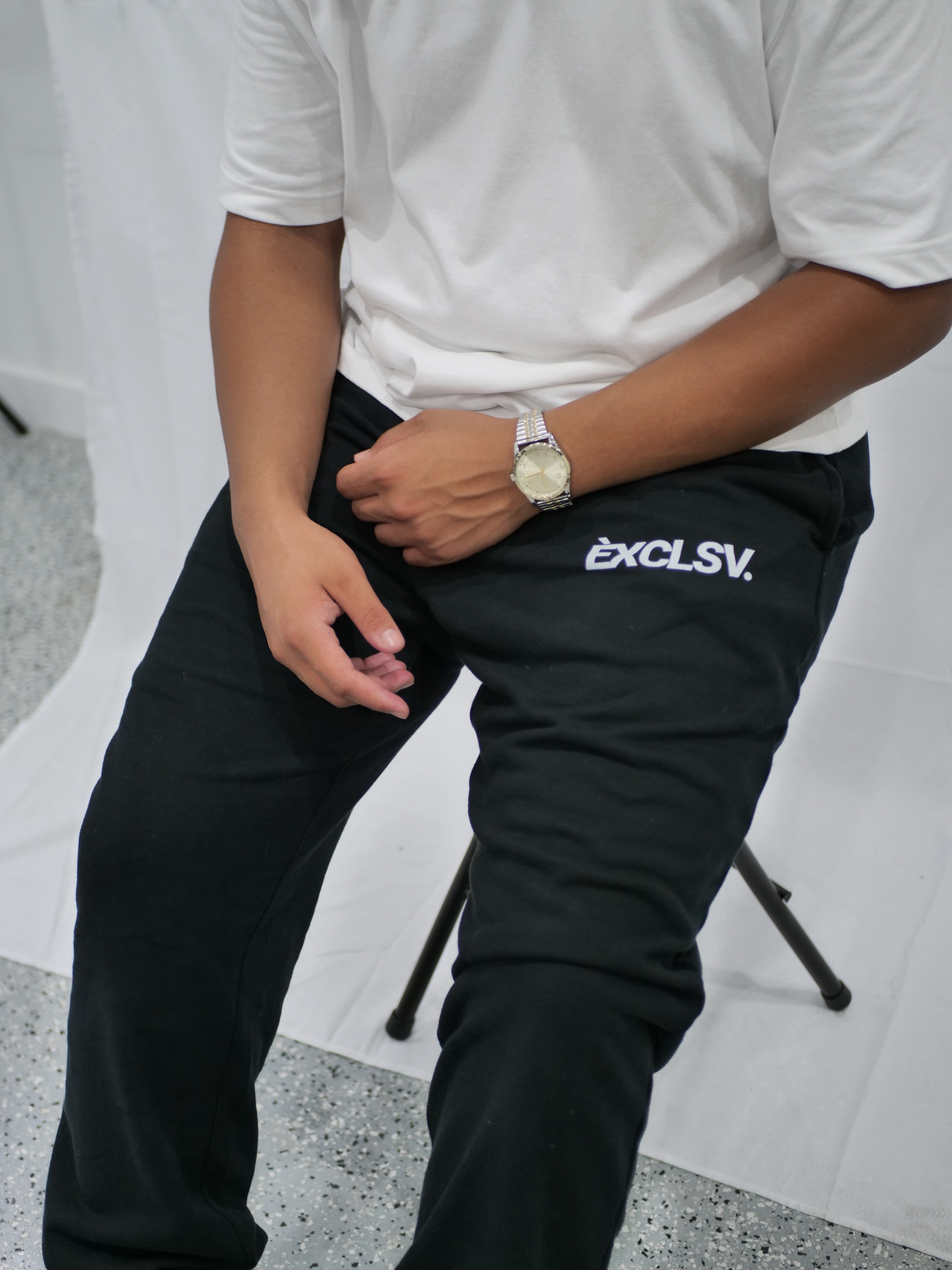 ÈXCLSV. White Essential Sweatpants