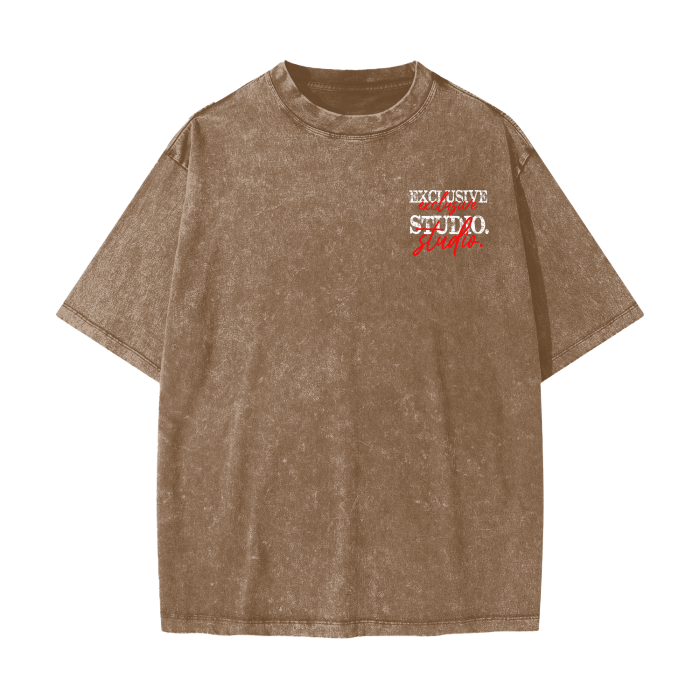 “Exclusive Studio vintage t-shirt – classic design, premium quality, streetwear vibe.”